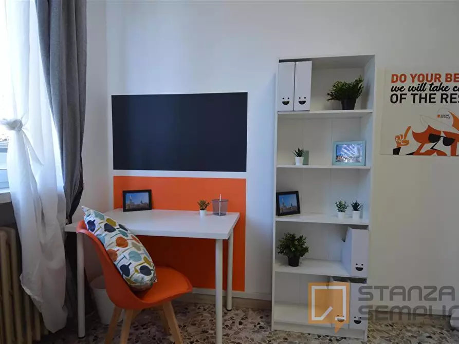 Immagine 3 di Stanza singola in affitto  in Vicolo Franco Villa 1 a Reggio Nell'emilia