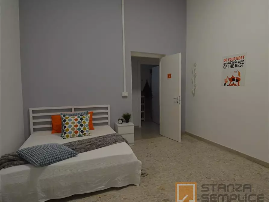 Immagine 2 di Stanza singola in affitto  in Vicolo Franco Villa 1 a Reggio Nell'emilia