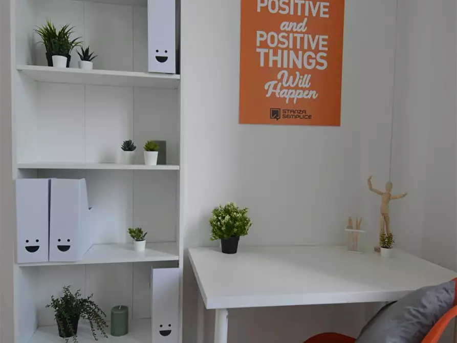 Immagine 1 di Stanza singola in affitto  in Vicolo Franco Villa 1 a Reggio Nell'emilia