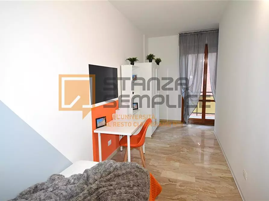 Immagine 2 di Stanza singola in affitto  in Via Crespellani 220 a Modena