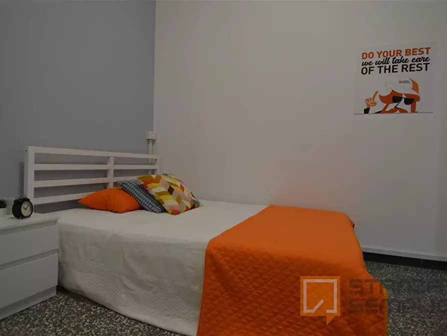 Immagine 4 di Stanza singola in affitto  in Vicolo Franco Villa 1 a Reggio Nell'emilia