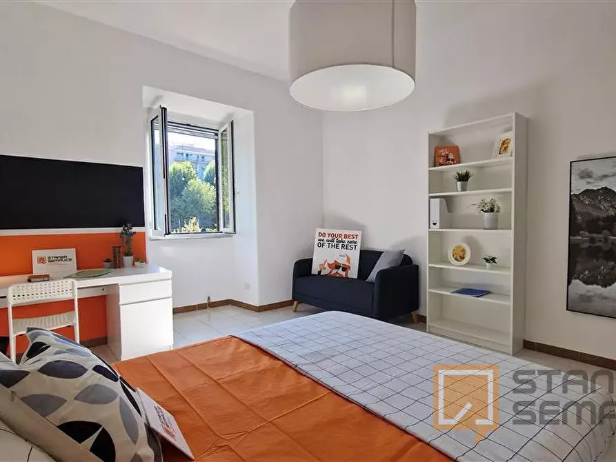 Immagine 2 di Stanza singola in affitto  in Via Ostiense, 353 a Roma