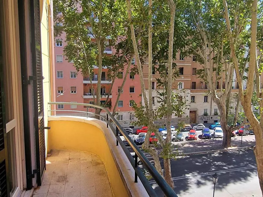 Immagine 2 di Stanza singola in affitto  in Viale Angelico, 261 a Roma