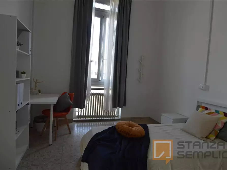 Immagine 2 di Stanza singola in affitto  in Vicolo Franco Villa 1 a Reggio Nell'emilia