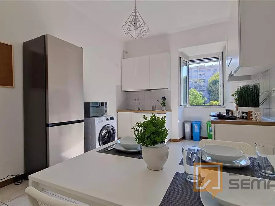 Immagine 13 di Stanza singola in affitto  in Via Ostiense, 353 a Roma