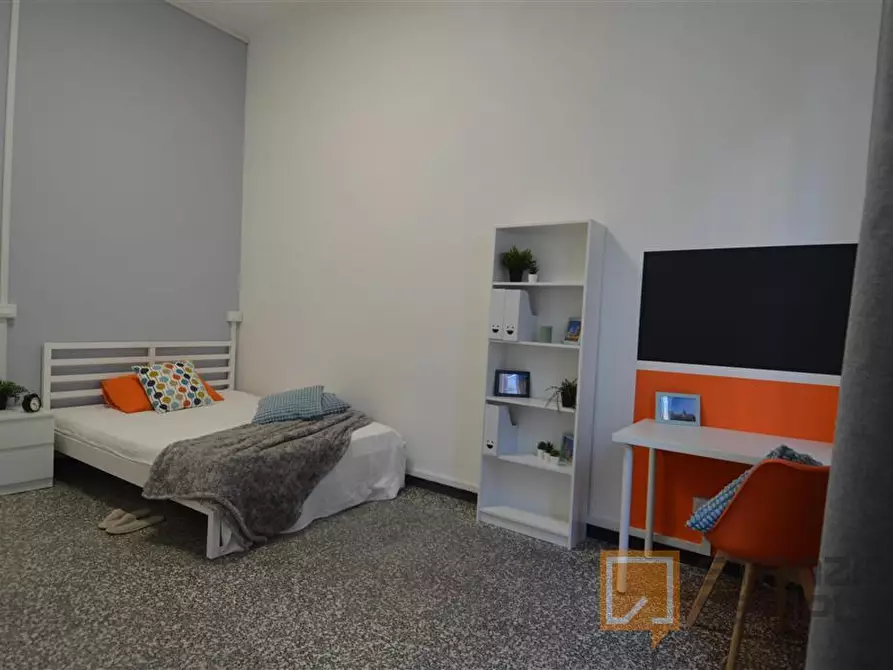 Immagine 2 di Stanza singola in affitto  in Vicolo Franco Villa 1 a Reggio Nell'emilia