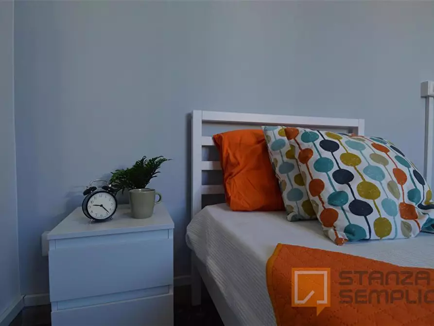 Immagine 4 di Stanza singola in affitto  in Vicolo Franco Villa 1 a Reggio Nell'emilia