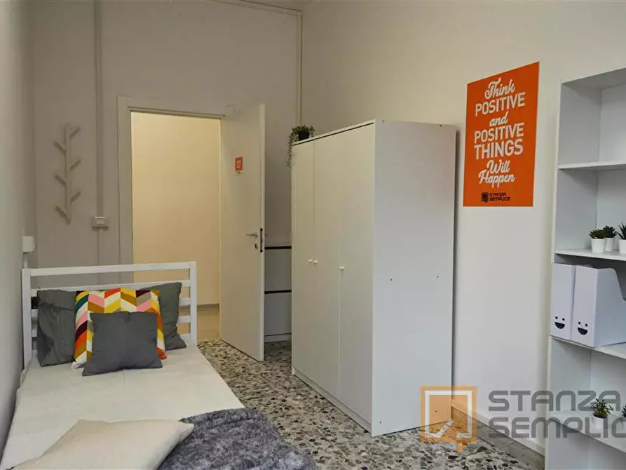 Immagine 1 di Stanza singola in affitto  in Vicolo Franco Villa 1 a Reggio Nell'emilia