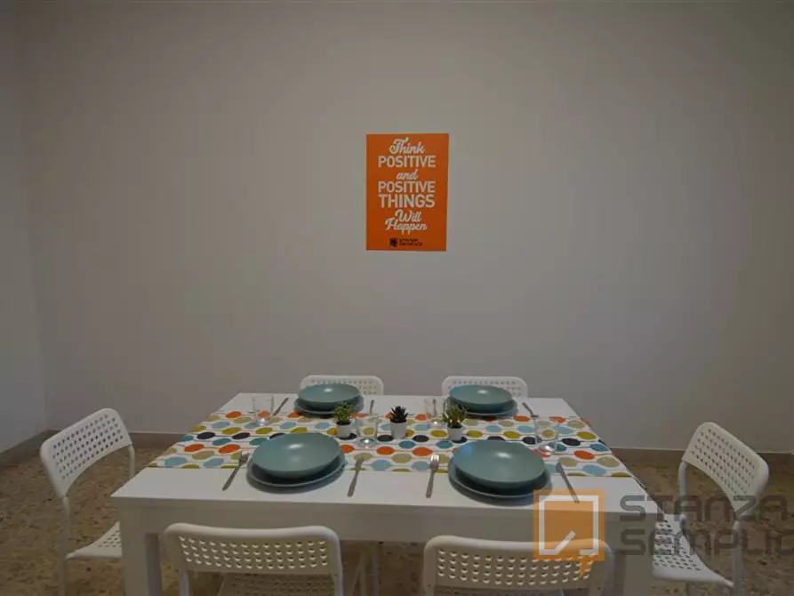 Immagine 10 di Stanza singola in affitto  in Vicolo Franco Villa 1 a Reggio Nell'emilia