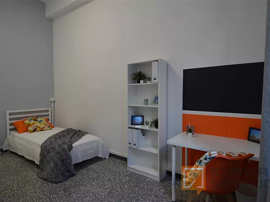 Immagine 2 di Stanza singola in affitto  in Vicolo Franco Villa 1 a Reggio Nell'emilia