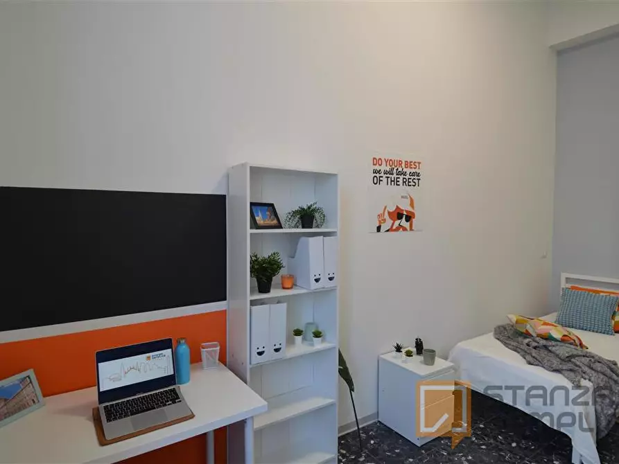 Immagine 2 di Stanza singola in affitto  in Vicolo Franco Villa 1 a Reggio Nell'emilia