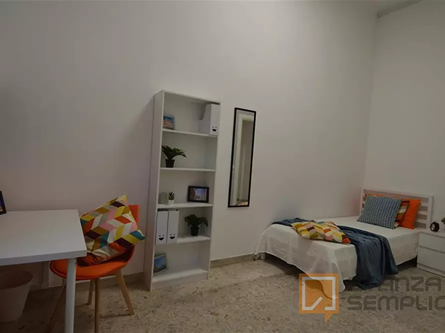 Immagine 2 di Stanza singola in affitto  in Vicolo Franco Villa 1 a Reggio Nell'emilia