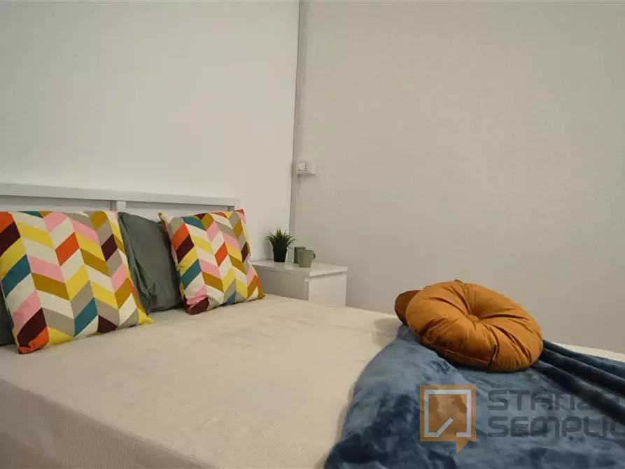 Immagine 10 di Stanza singola in affitto  in Vicolo Franco Villa 1 a Reggio Nell'emilia