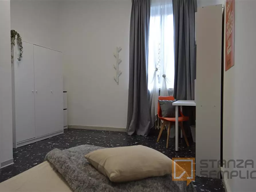 Immagine 2 di Stanza singola in affitto  in Vicolo Franco Villa 1 a Reggio Nell'emilia