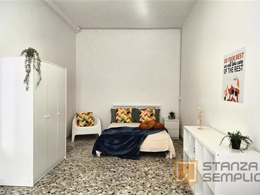 Immagine 3 di Stanza singola in affitto  in Vicolo Franco Villa 1 a Reggio Nell'emilia