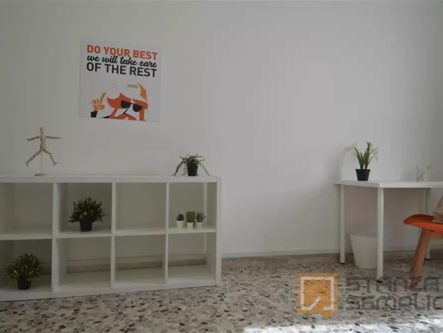 Immagine 1 di Stanza singola in affitto  in Vicolo Franco Villa 1 a Reggio Nell'emilia