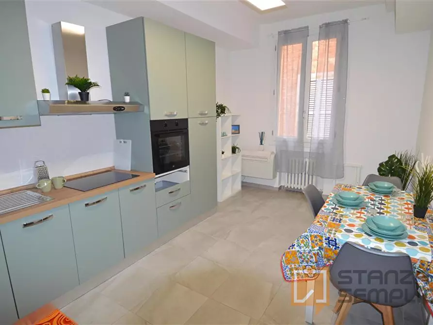 Immagine 6 di Stanza singola in affitto  in Corso Canal Chiaro 26 a Modena