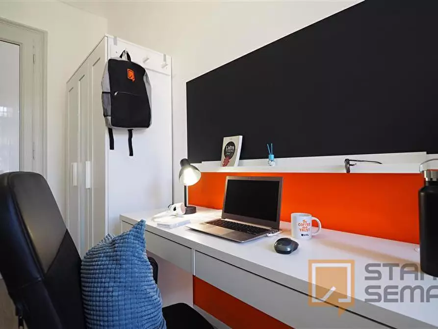 Immagine 2 di Stanza singola in affitto  in Via Sagliano Micca 3 a Torino