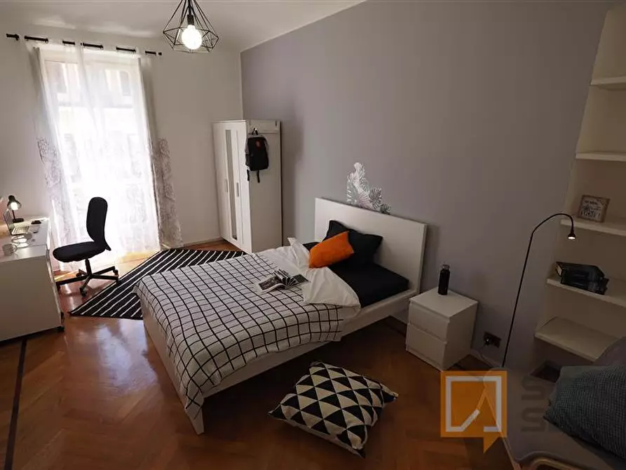 Immagine 3 di Stanza singola in affitto  in Via Sagliano Micca 3 a Torino