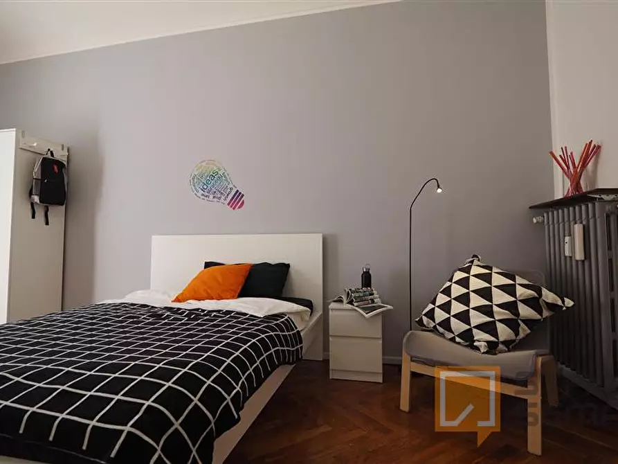 Immagine 1 di Stanza singola in affitto  in Via Sagliano Micca 3 a Torino