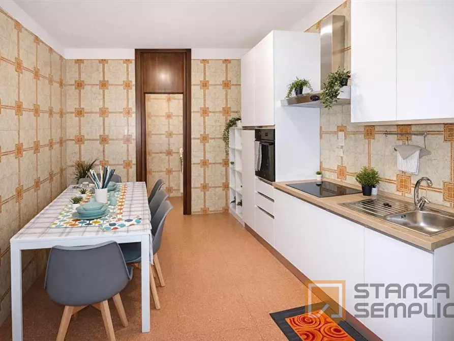 Immagine 5 di Stanza singola in affitto  in Via Giardini 111 - 2° piano a Modena