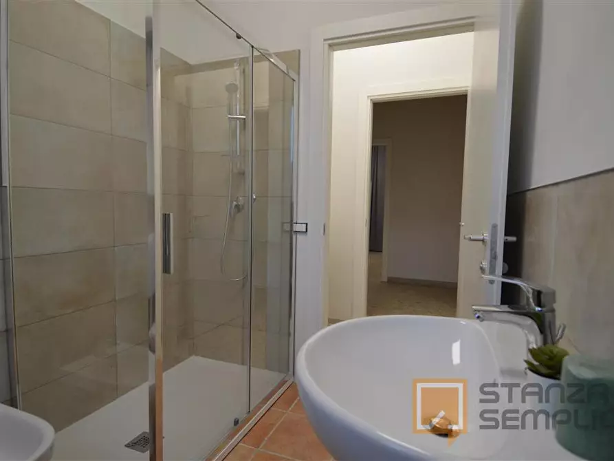 Immagine 19 di Stanza singola in affitto  in Vicolo Franco Villa 1 a Reggio Nell'emilia