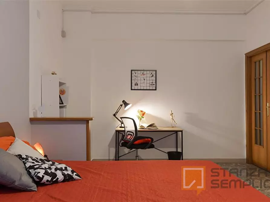 Immagine 7 di Stanza singola in affitto  in Via Bognar 43 a Pozzuoli