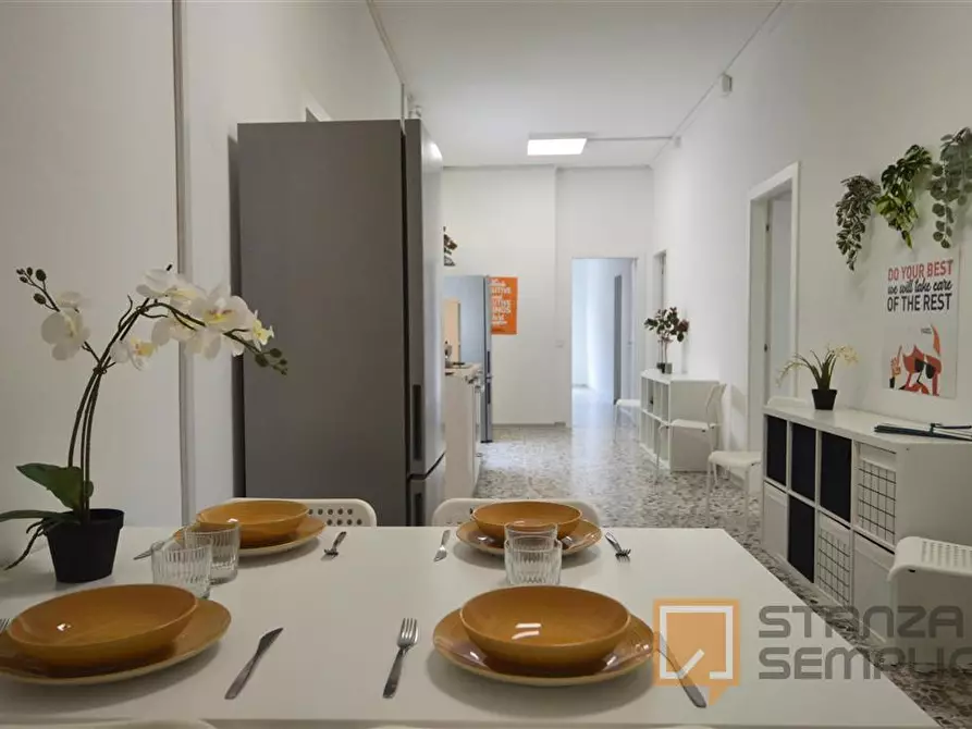 Immagine 8 di Stanza singola in affitto  in Vicolo Franco Villa 1 a Reggio Nell'emilia