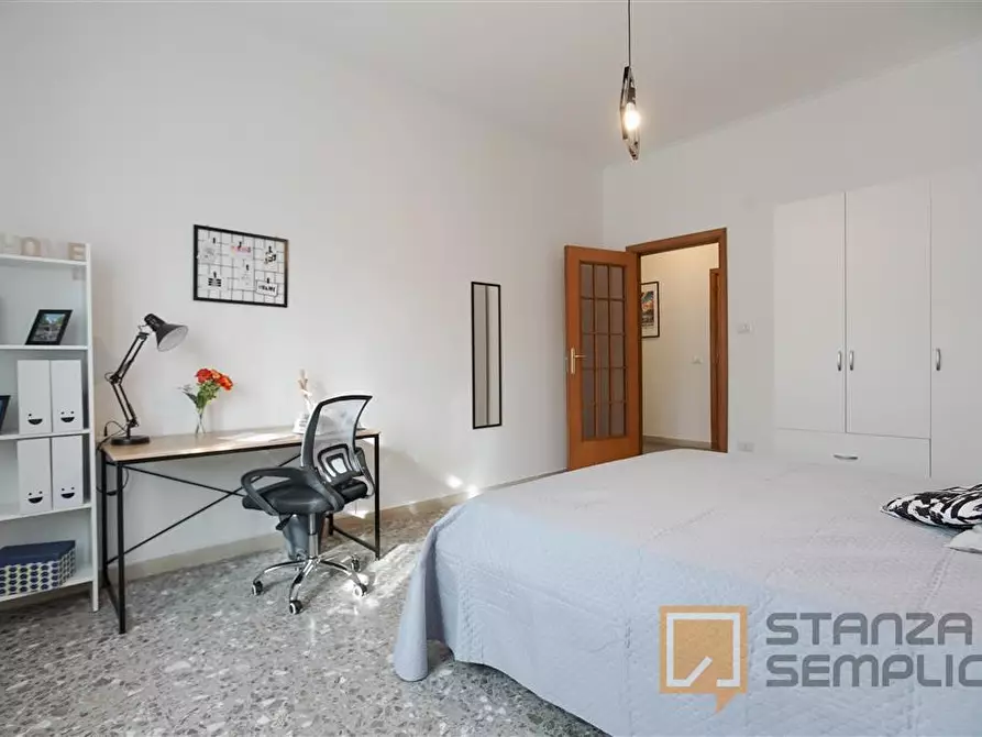 Immagine 3 di Stanza singola in affitto  in Via Bognar 43 a Pozzuoli