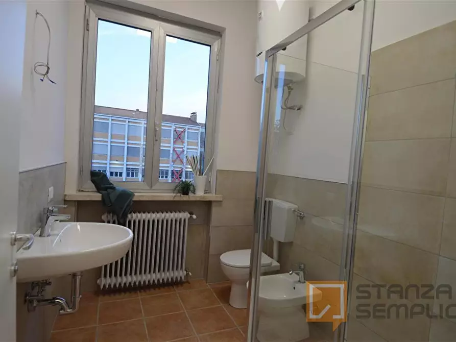 Immagine 20 di Stanza singola in affitto  in Vicolo Franco Villa 1 a Reggio Nell'emilia