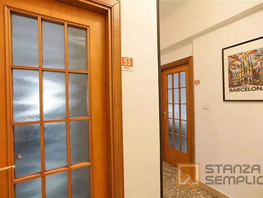 Immagine 16 di Stanza singola in affitto  in Via Bognar 43 a Pozzuoli