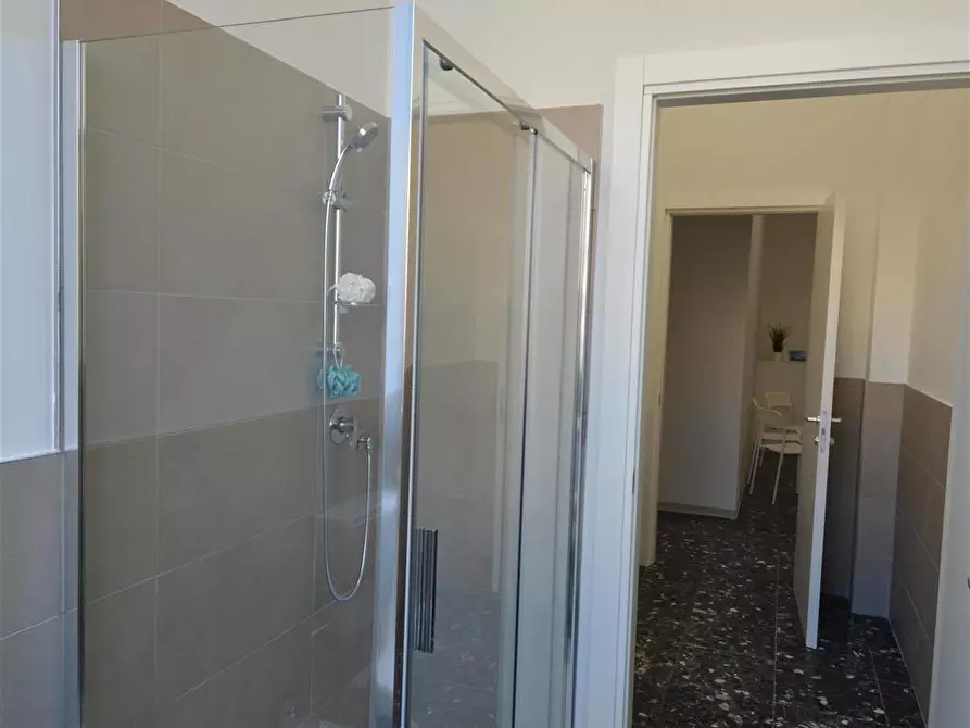 Immagine 11 di Stanza singola in affitto  in Vicolo Franco Villa 1 a Reggio Nell'emilia