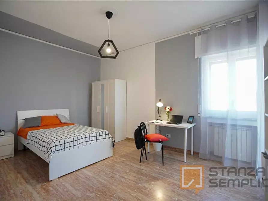 Immagine 6 di Stanza singola in affitto  in Via Pietro Castellino 141 sc. A p. 6 Int 11 a Napoli