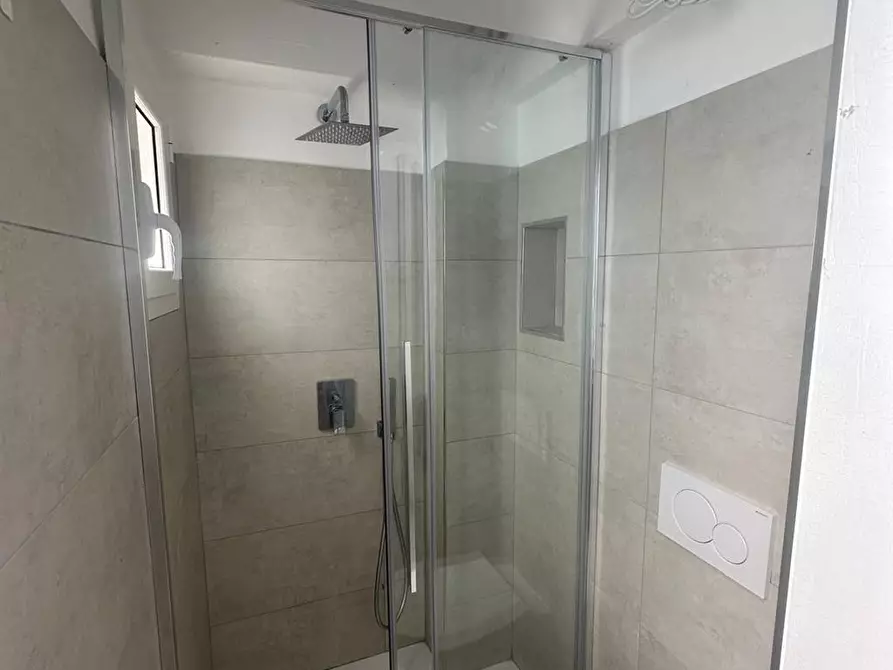 Immagine 8 di Stanza singola in affitto  in Via Unità D'Italia 25  a Bari