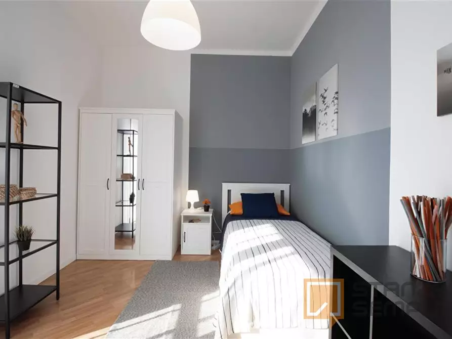 Immagine 1 di Stanza singola in affitto  in Via Piobesi n.10 a Torino