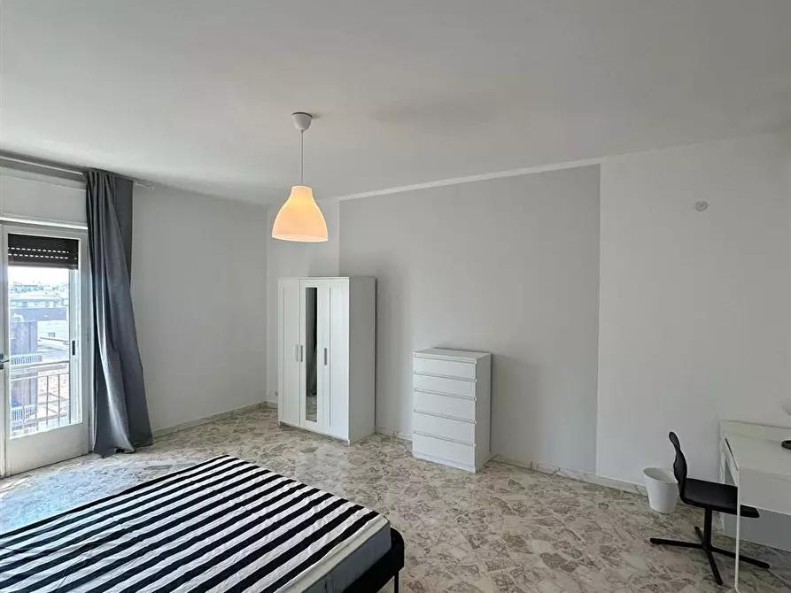 Immagine 2 di Stanza singola in affitto  in Via Unità D'Italia 25 a Bari