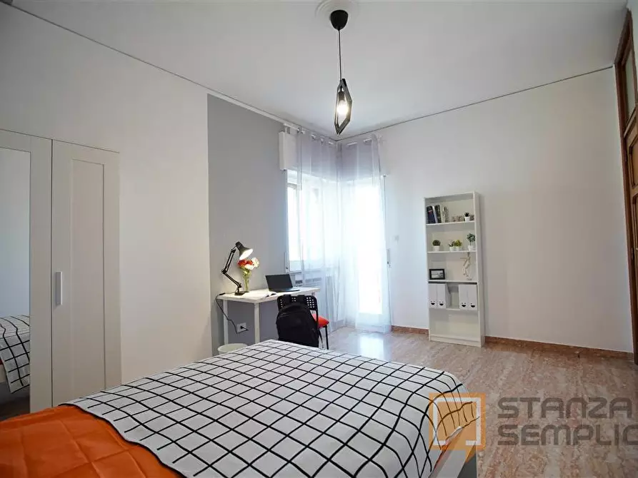 Immagine 3 di Stanza singola in affitto  in Via Pietro Castellino 141 sc. A p. 6 Int 11 a Napoli