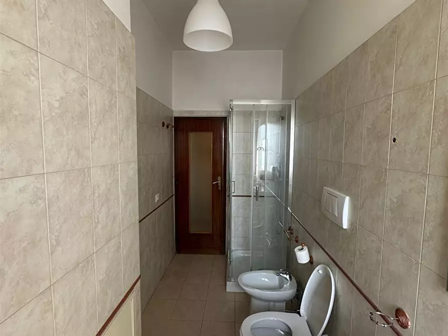 Immagine 8 di Stanza singola in affitto  in Via Unità D'Italia 25 a Bari