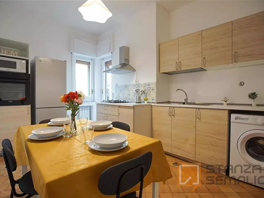 Immagine 15 di Stanza singola in affitto  in Via Pietro Castellino 141 sc. A p. 6 Int 11 a Napoli