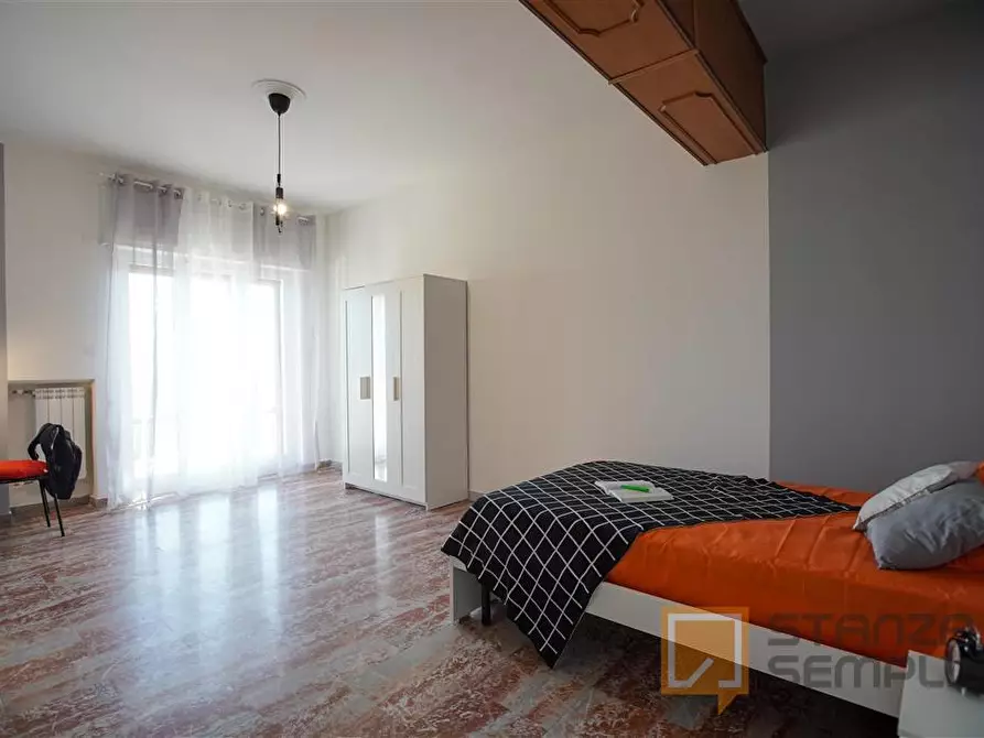 Immagine 6 di Stanza singola in affitto  in Via Pietro Castellino 141 sc. A p. 6 Int 11 a Napoli