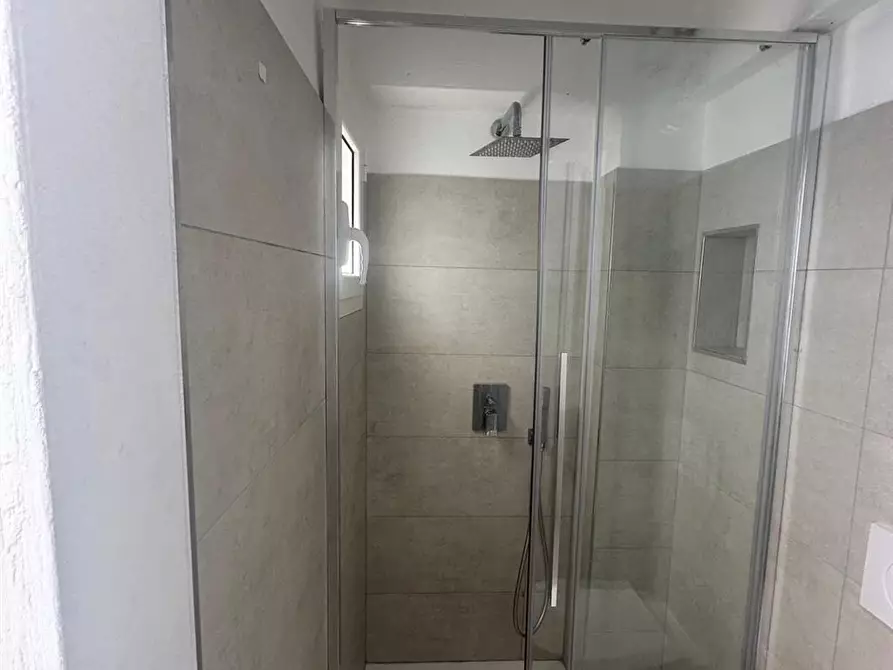 Immagine 5 di Stanza singola in affitto  in Via Unità D'Italia 25  a Bari