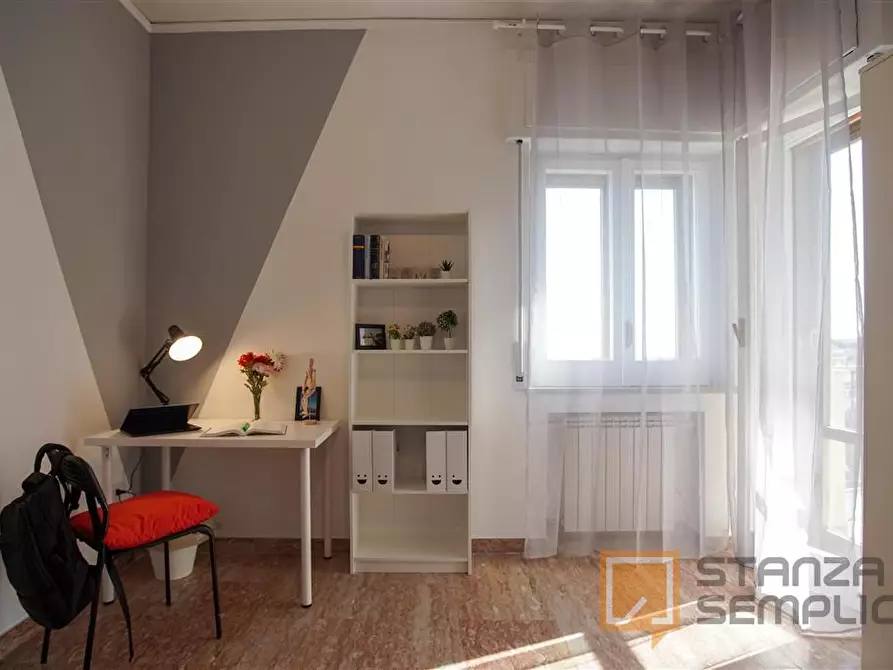 Immagine 3 di Stanza singola in affitto  in Via Pietro Castellino 141 sc. A p. 6 Int 11 a Napoli