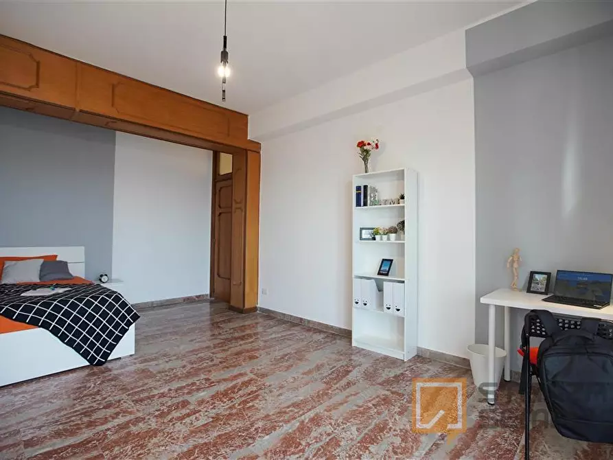 Immagine 4 di Stanza singola in affitto  in Via Pietro Castellino 141 sc. A p. 6 Int 11 a Napoli