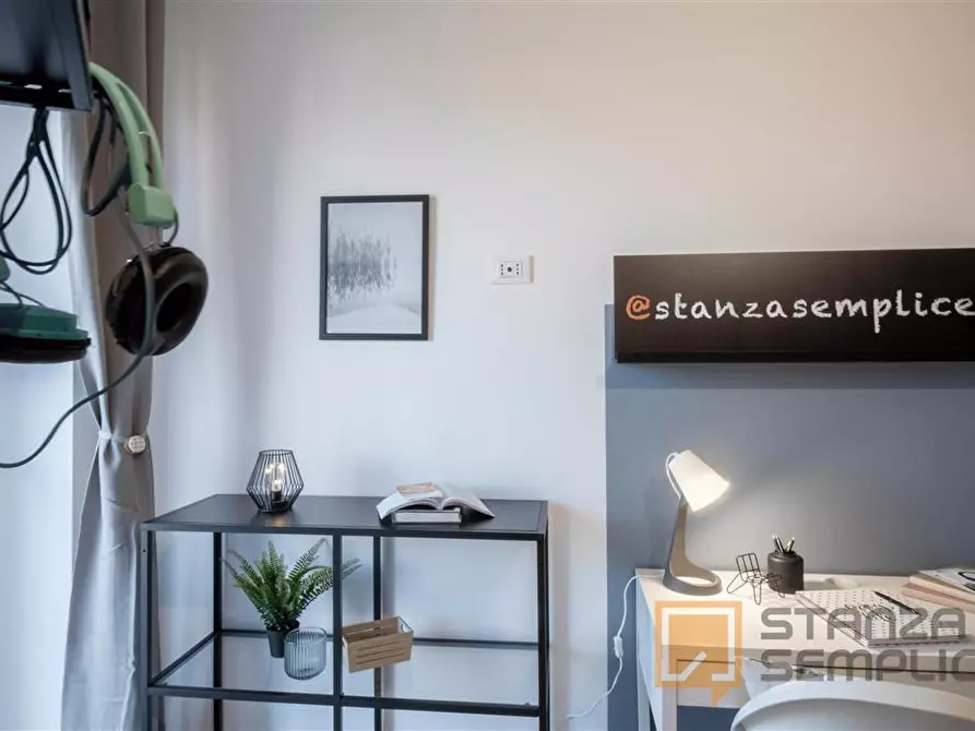 Immagine 2 di Stanza singola in affitto  in Via Piobesi n.10 a Torino