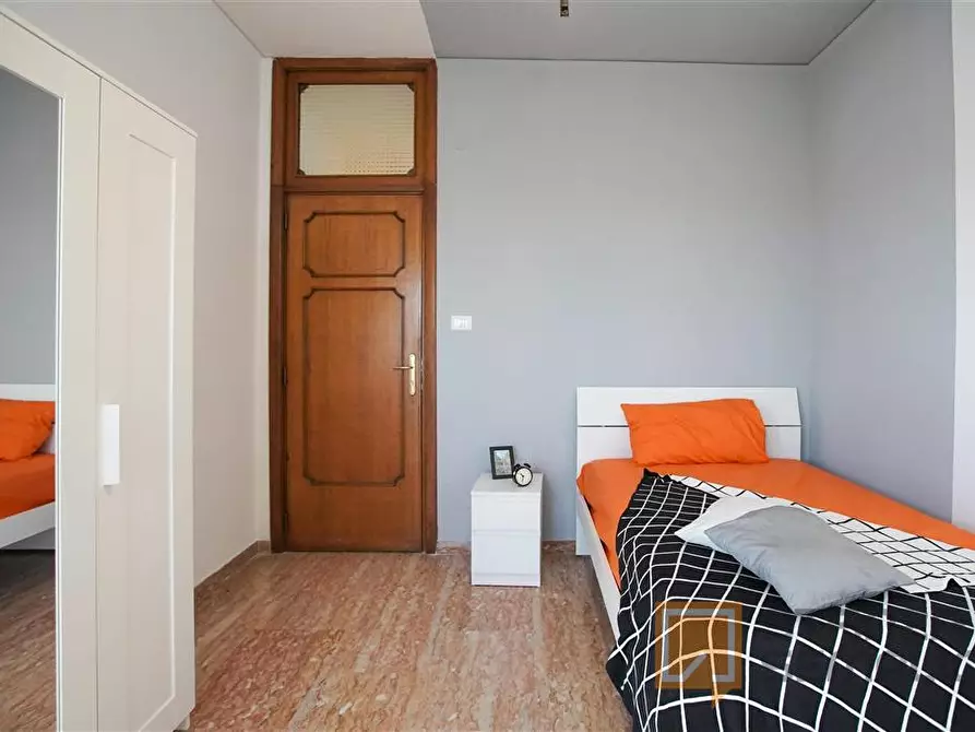 Immagine 5 di Stanza singola in affitto  in Via Pietro Castellino 141 sc. A p. 6 Int 11 a Napoli