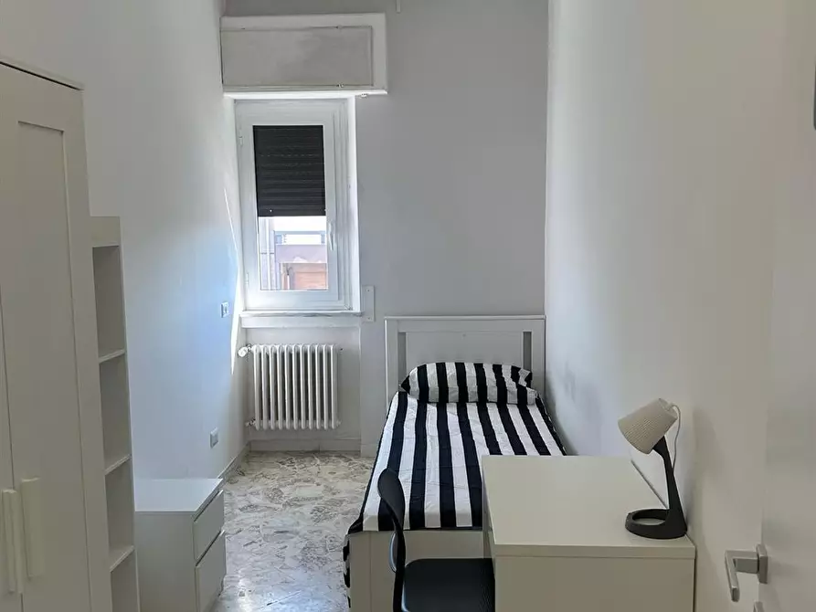 Immagine 1 di Stanza singola in affitto  in Via Unità D'Italia 25 a Bari