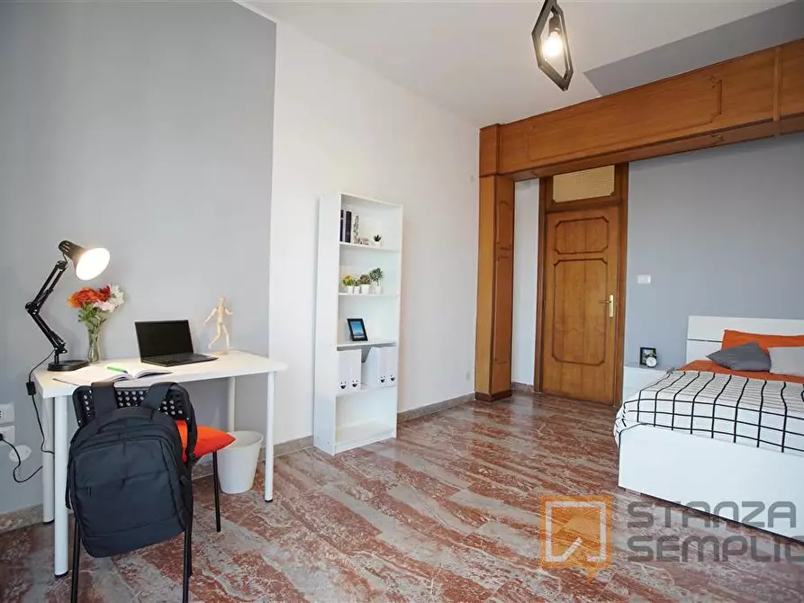 Immagine 5 di Stanza singola in affitto  in Via Pietro Castellino 141 sc. A p. 6 Int 11 a Napoli