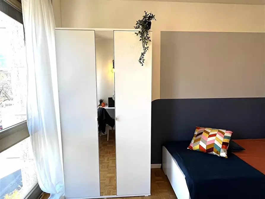 Immagine 3 di Stanza singola in affitto  in Corso 3 Novembre 132 a Trento