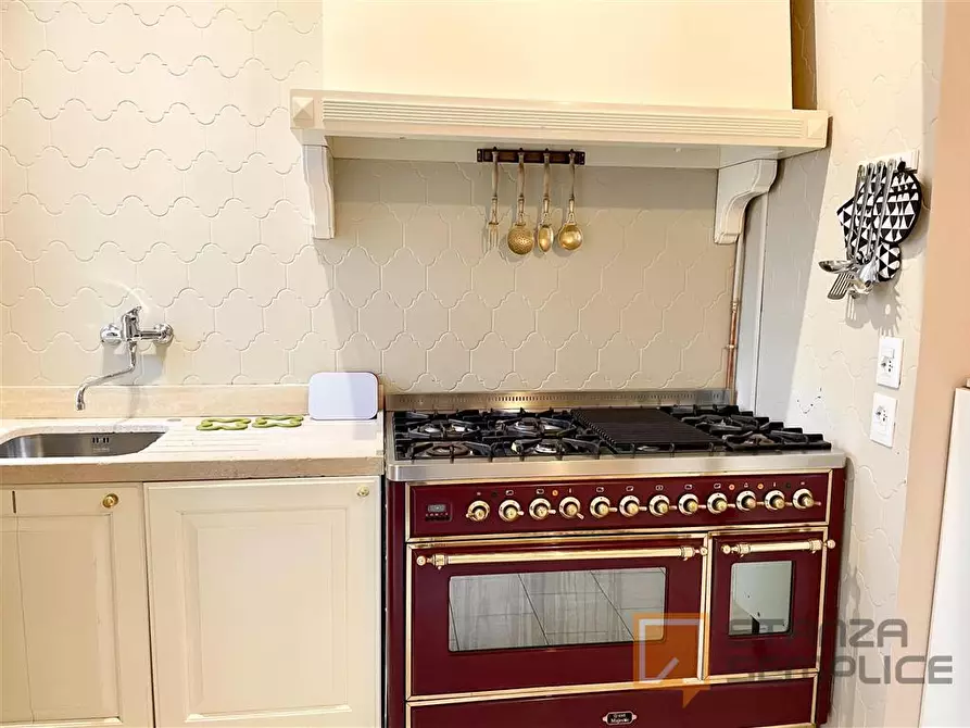 Immagine 10 di Stanza singola in affitto  in LUNGARNO VESPUCCI 60 a Firenze