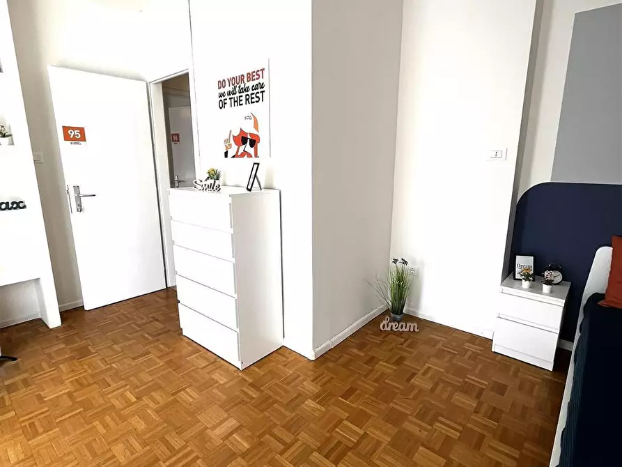 Immagine 7 di Stanza singola in affitto  in Corso 3 Novembre 132 a Trento